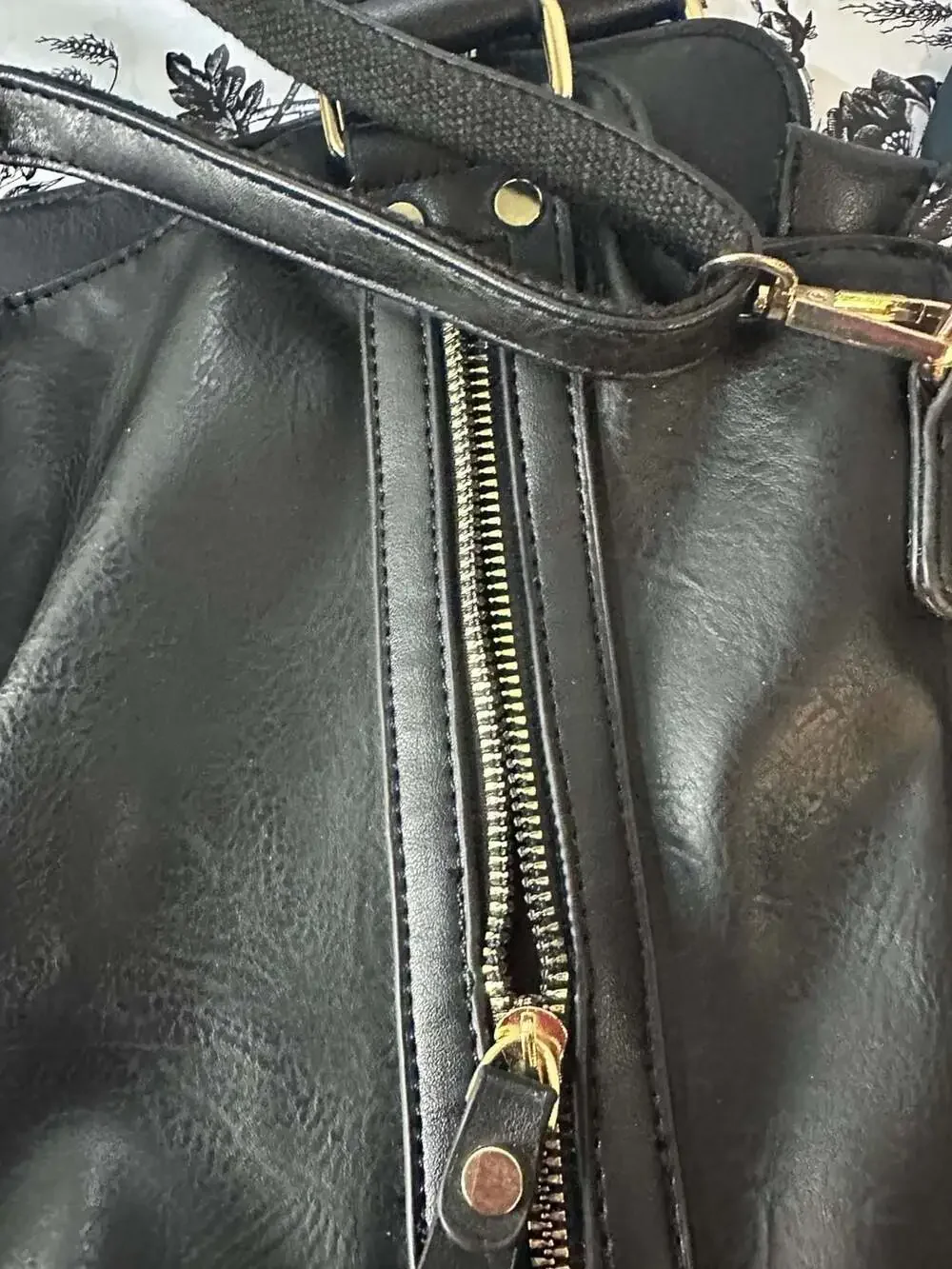 Unbranded Women's Black Faux Leather Multi-Zip Satchel Tote Handbag